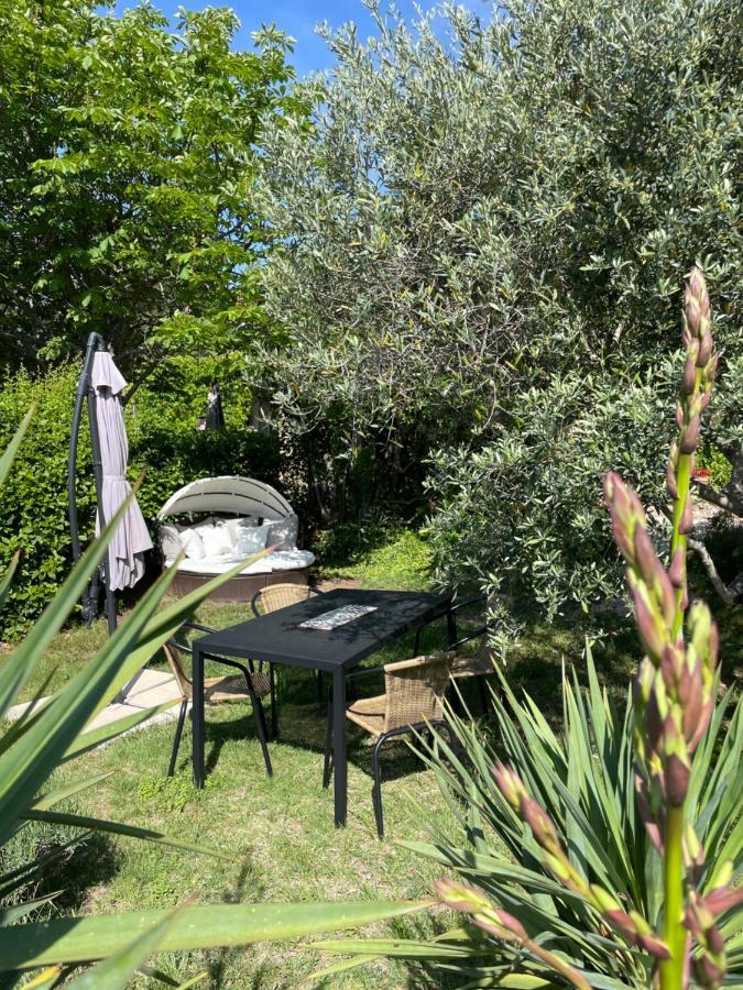 Villa Sainte Victoire le Cabanon à Puyloubier Extérieur photo